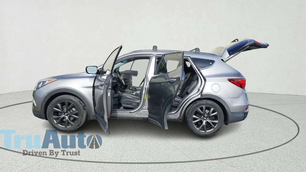 Used 2018 Hyundai Santa Fe Sport FWD image 13