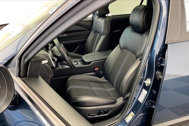 Used 2026 MAZDA CX-50 AWD 2.5 S w/ Preferred Pkg image 17
