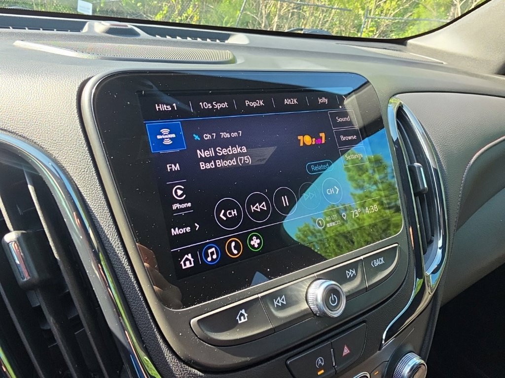 Used 2024 Chevrolet Equinox RS w/ RS Leather Package AWD/4WD image 19