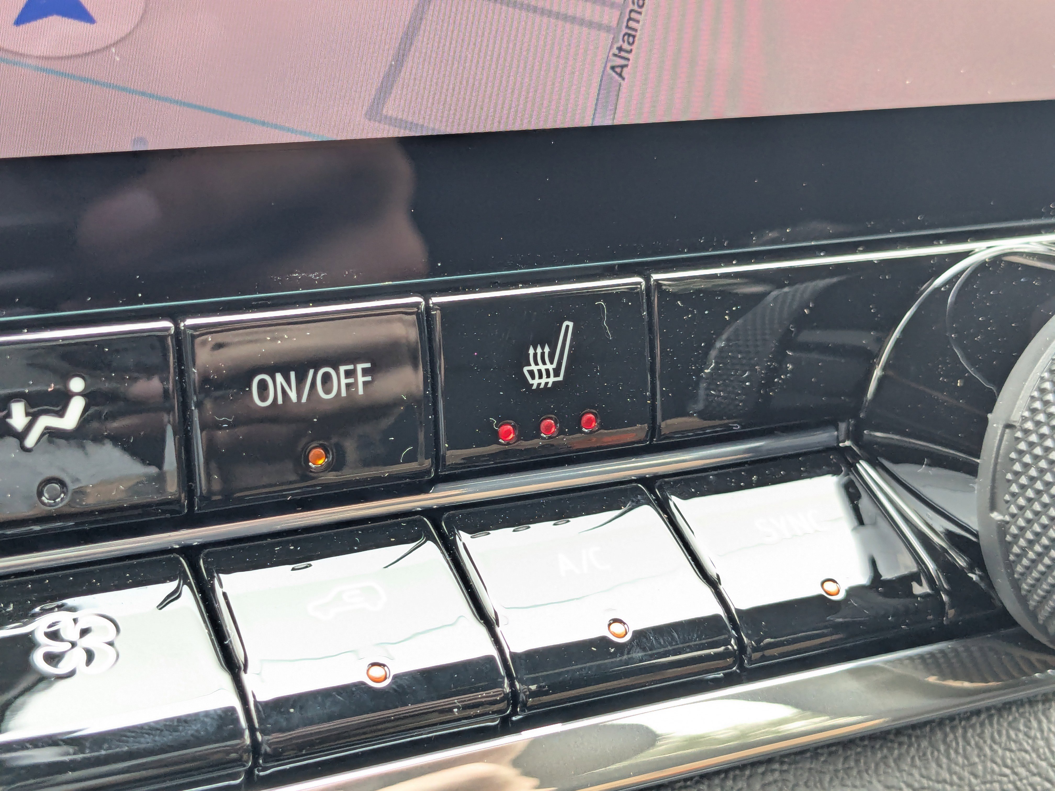 Used 2024 Chevrolet Colorado LT w/ LT Convenience Package II image 32