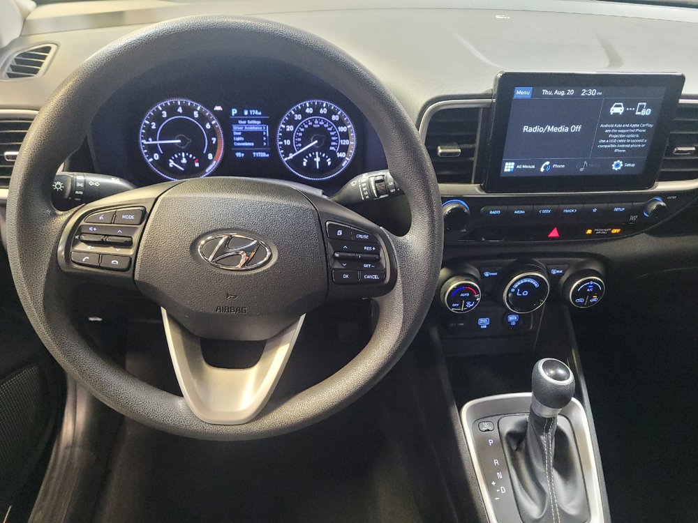 Used 2020 Hyundai Venue SEL FWD image 22
