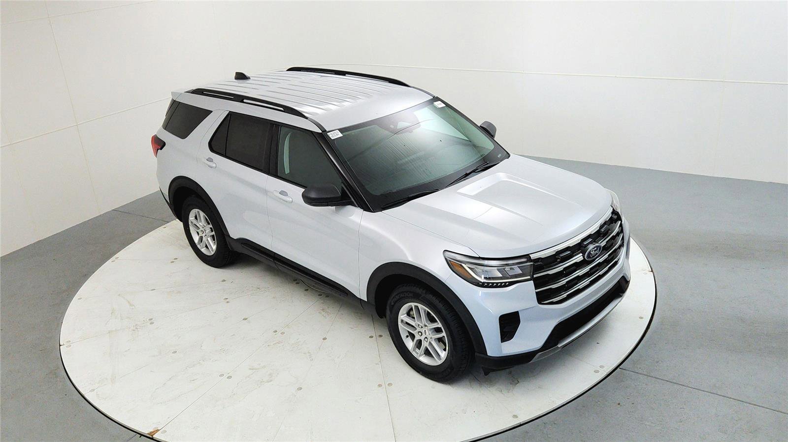 New 2026 Ford Explorer Active image 14