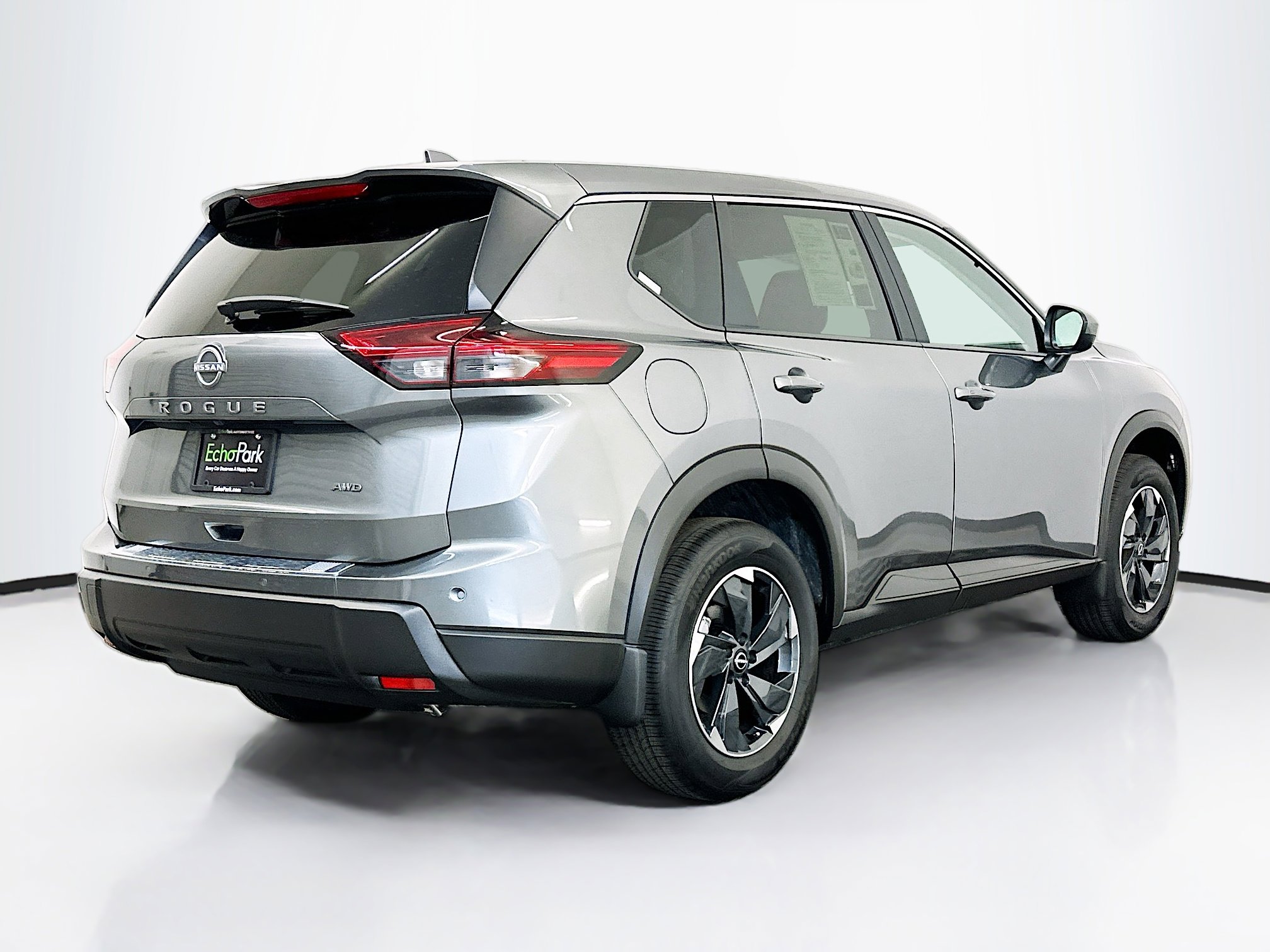 Used 2026 Nissan Rogue SV w/ Cold Weather Package image 9