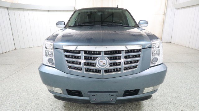 Used 2009 Cadillac Escalade AWD image 7