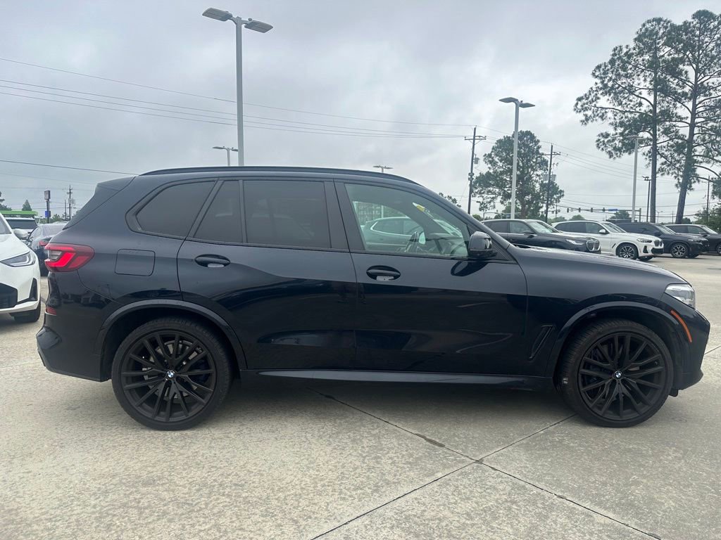 Certified 2022 BMW X5 M50i AWD/4WD image 6