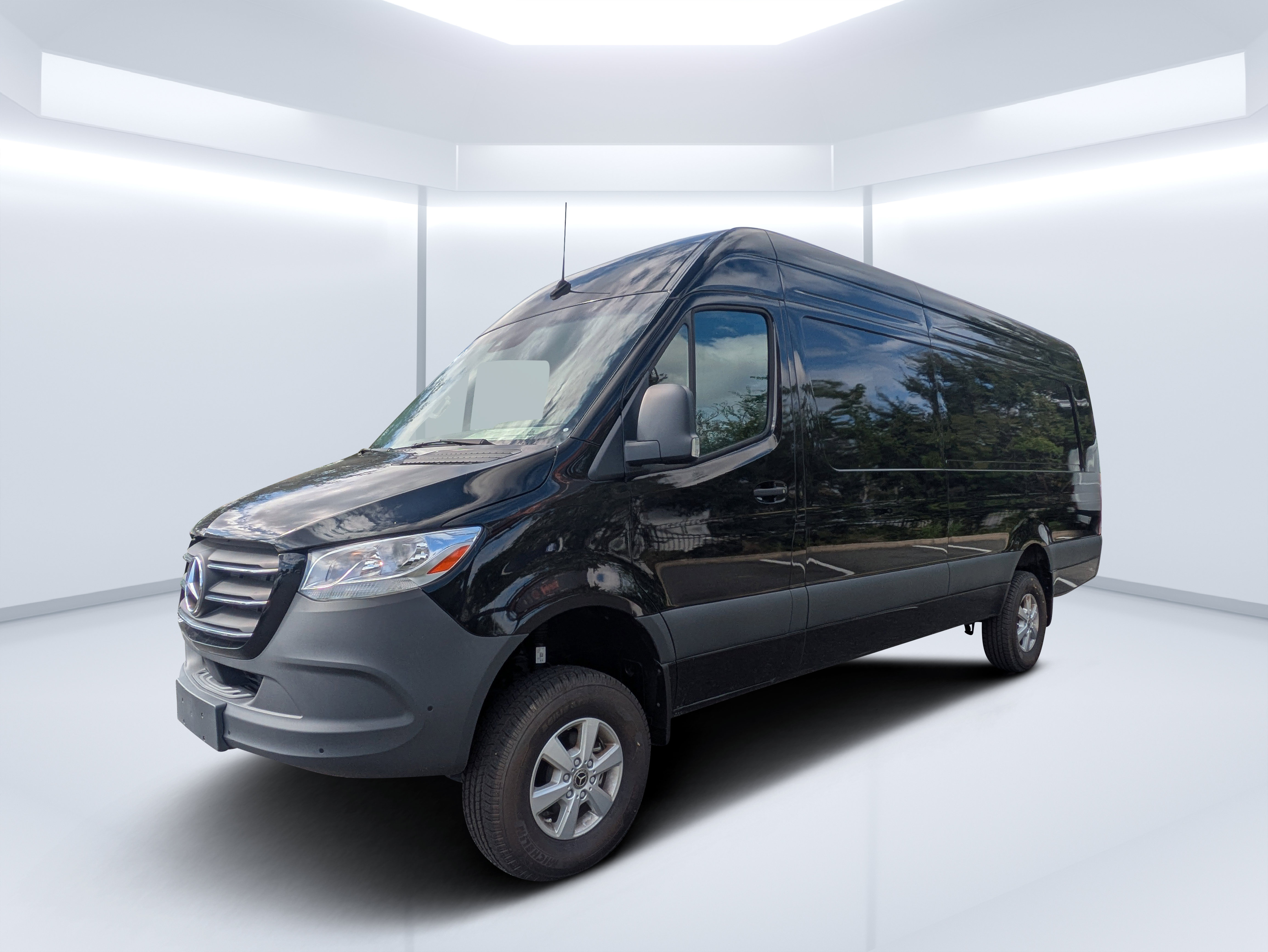 Used 2024 Mercedes-Benz Sprinter 2500 image 7