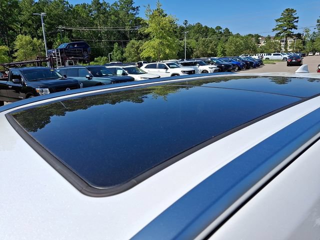 Used 2026 Toyota Highlander Platinum AWD/4WD image 17
