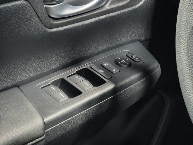 Used 2025 Honda CR-V LX image 24