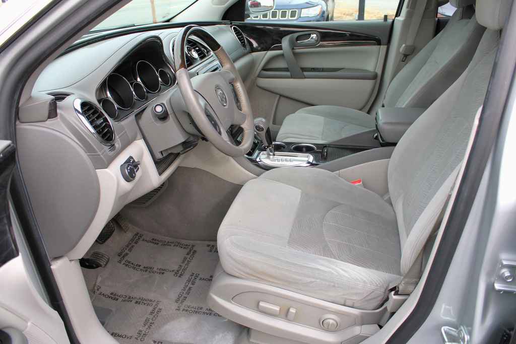 Used 2017 Buick Enclave Convenience image 9