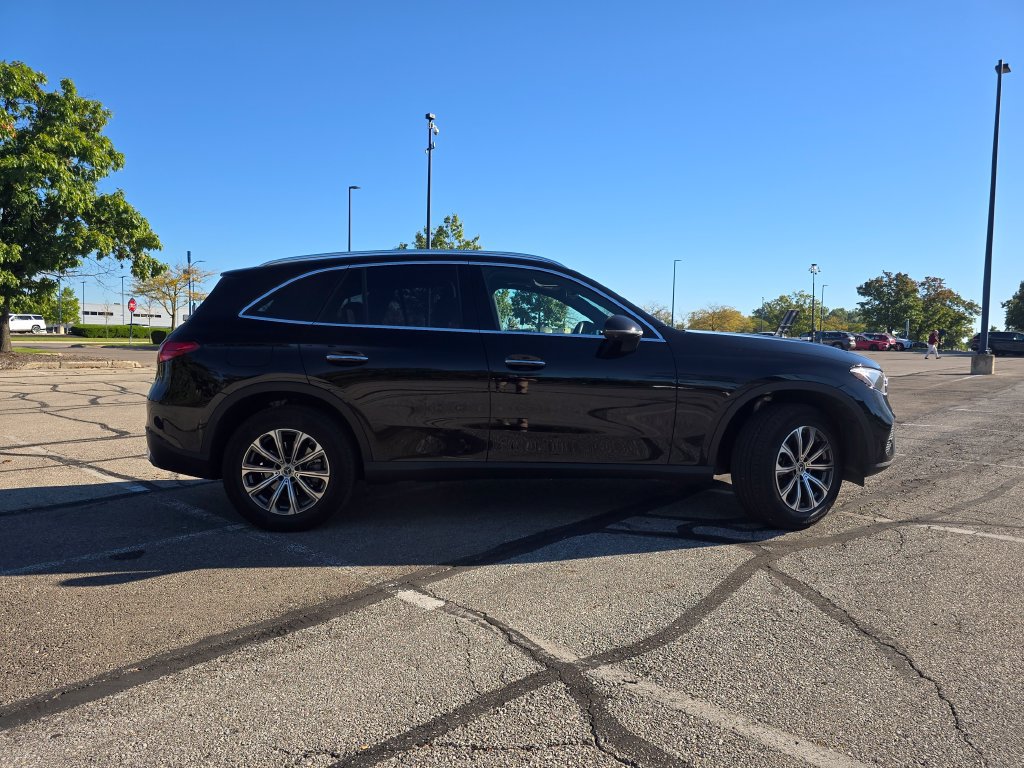 Used 2026 Mercedes-Benz GLC 300 4MATIC image 16