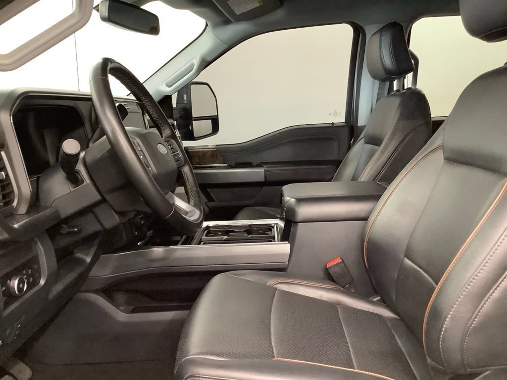Used 2025 Ford F250 Lariat w/ FX4 Off-Road Package AWD/4WD image 12