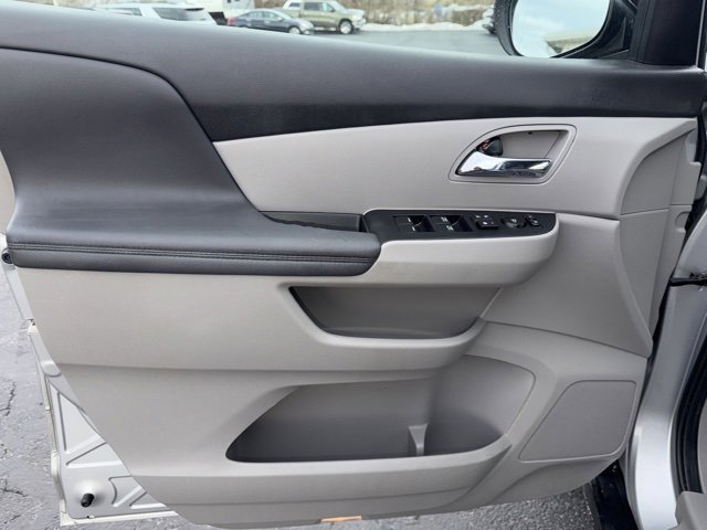 Used 2015 Honda Odyssey EX-L image 12