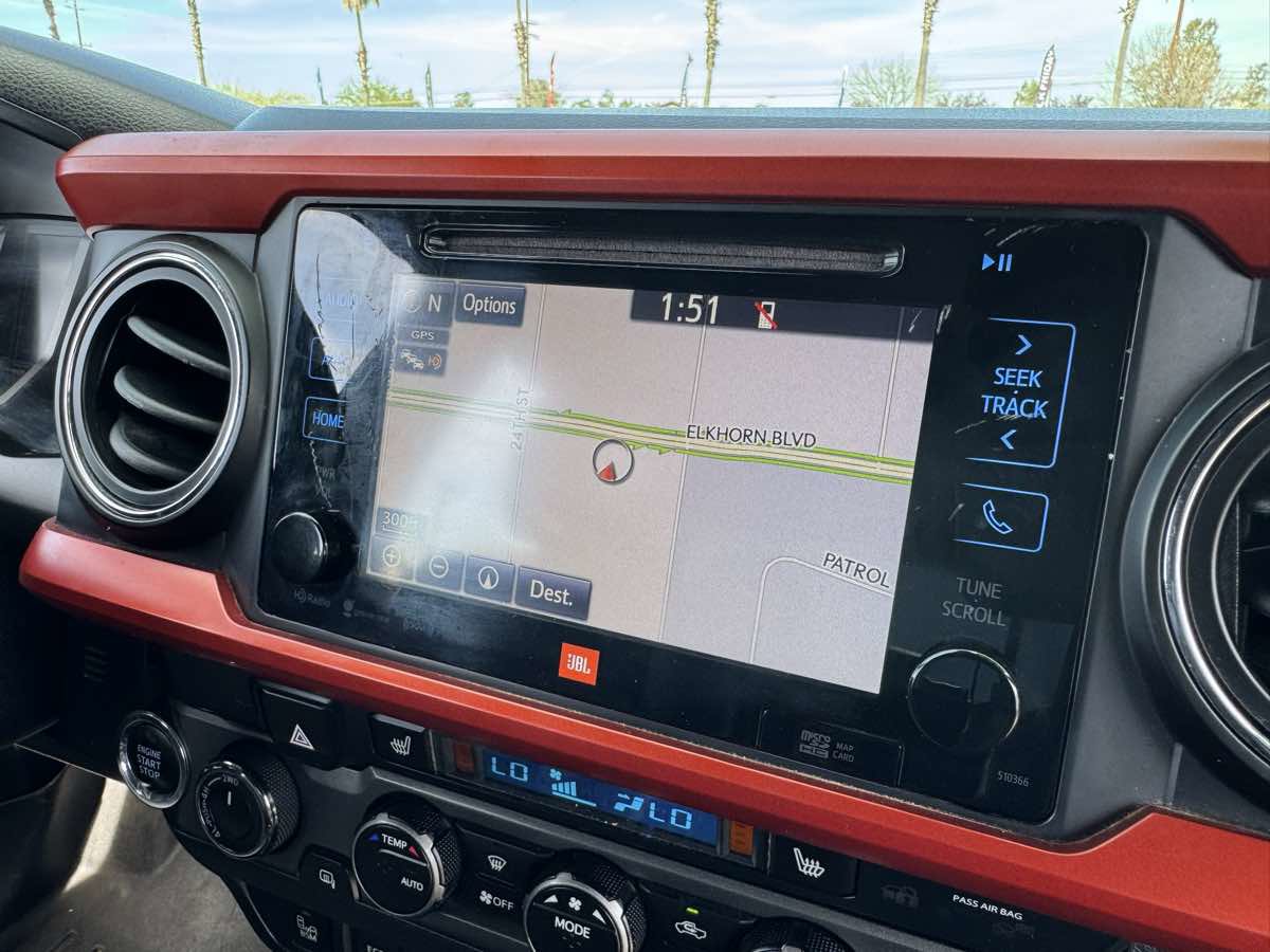 Used 2019 Toyota Tacoma TRD Sport w/ TRD Premium Sport Package image 15