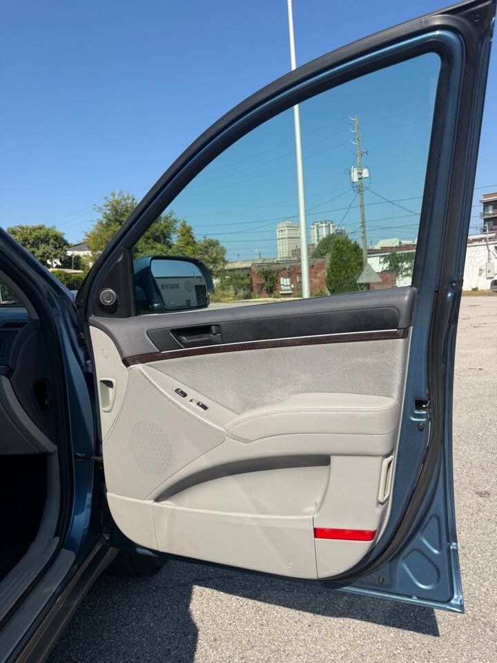 Used 2012 Hyundai Veracruz GLS FWD image 23