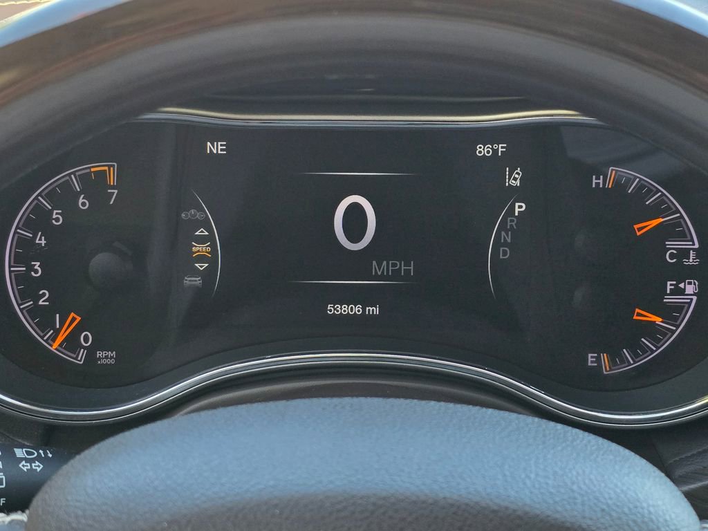 Used 2018 Jeep Grand Cherokee Overland image 32