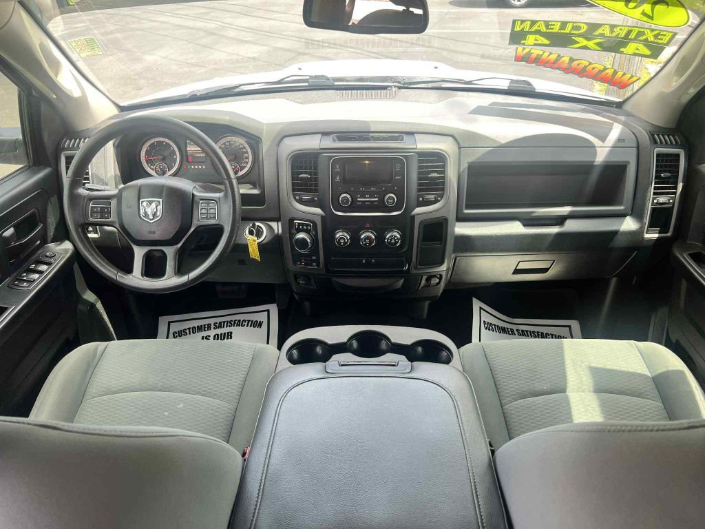 Used 2018 RAM 1500 Express image 16