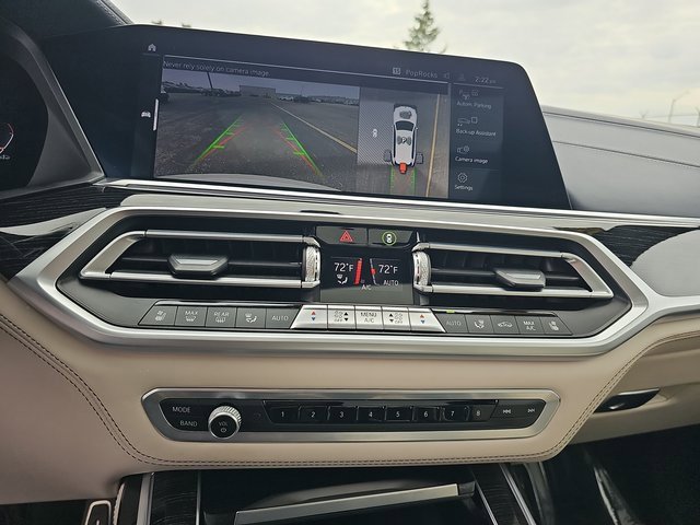 Used 2021 BMW X7 M50i w/ Dynamic Handling Package image 25