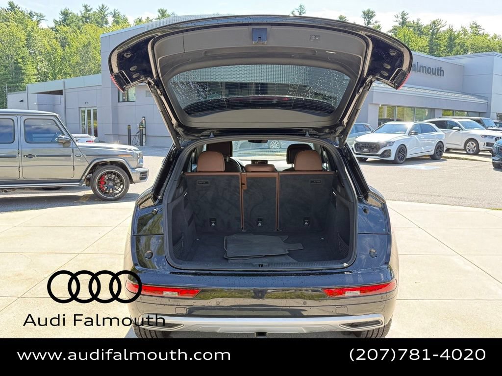 Used 2020 Audi Q5 2.0T Premium w/ Convenience Package AWD/4WD image 16