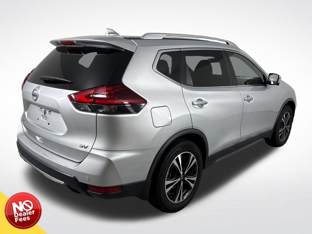 Used 2020 Nissan Rogue SV w/ Sun & Sound Touring Package FWD image 3