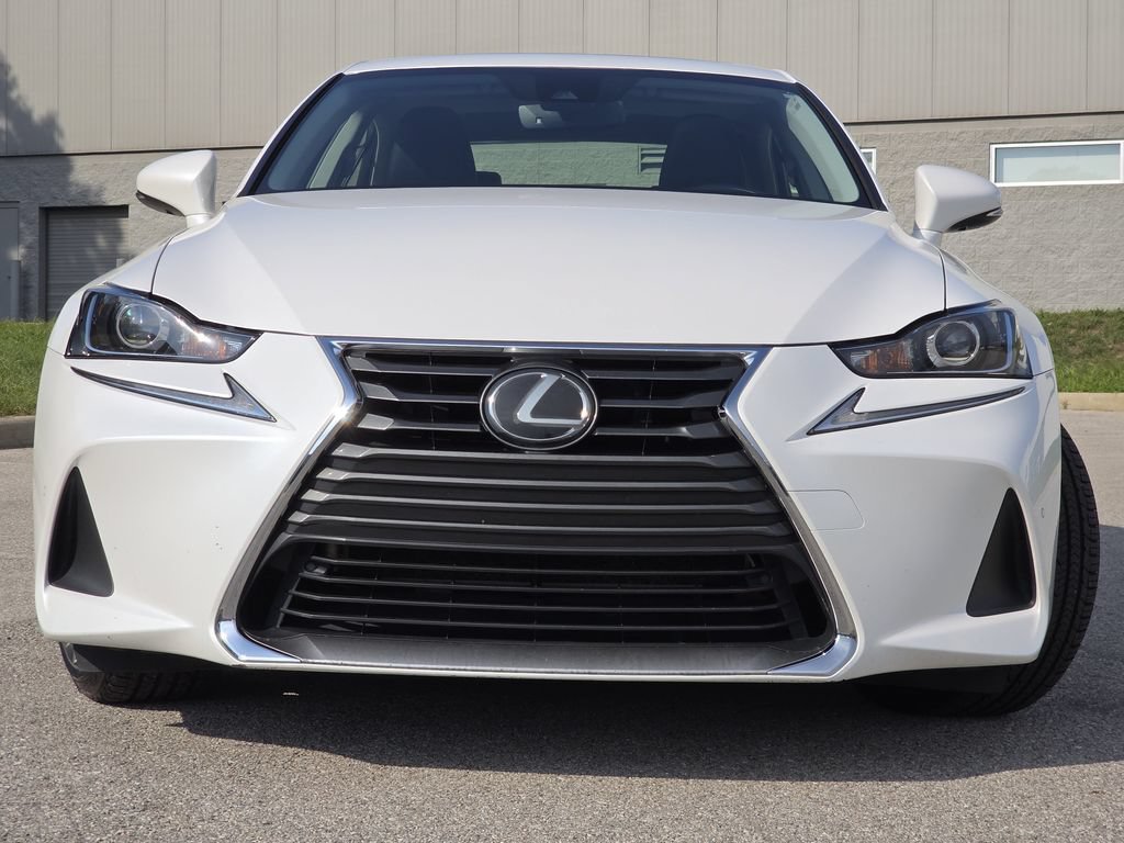 Used 2018 Lexus IS 300 AWD w/ Premium Package image 4
