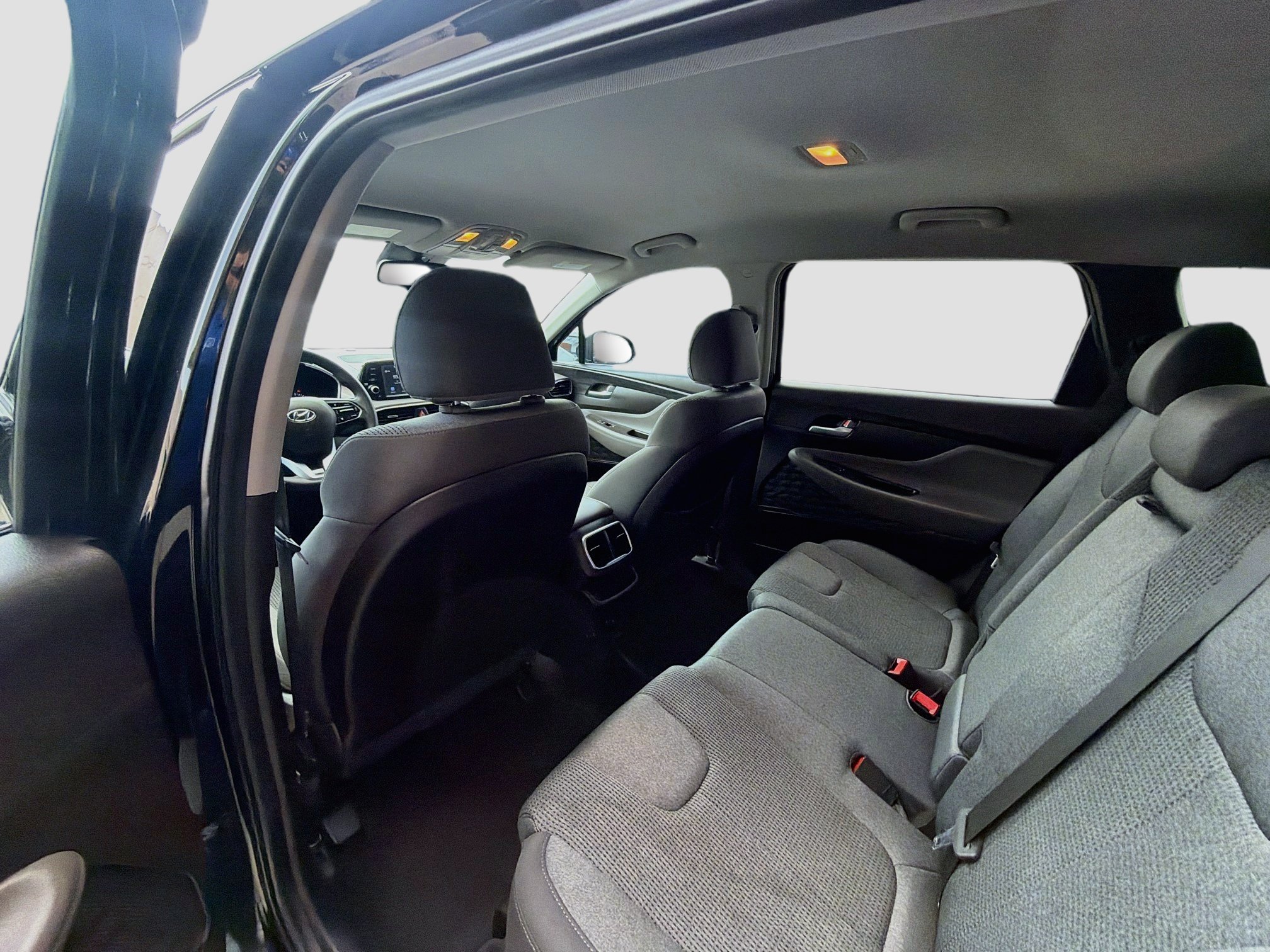Used 2019 Hyundai Santa Fe SEL FWD image 21