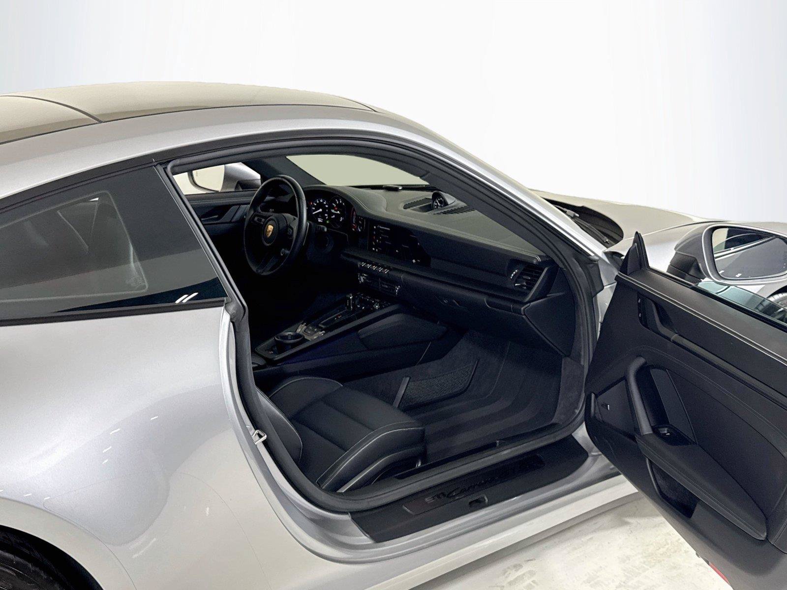 Used 2024 Porsche 911 Carrera GTS w/ Premium Package RWD image 25