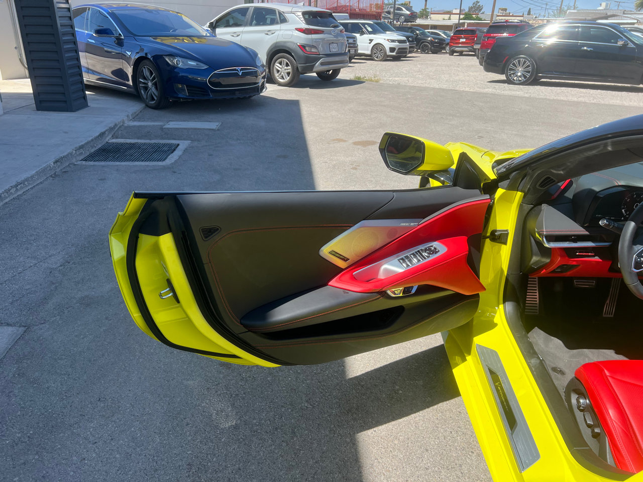 Used 2023 Chevrolet Corvette Stingray Premium Conv w/ Z51 Performance Package image 32