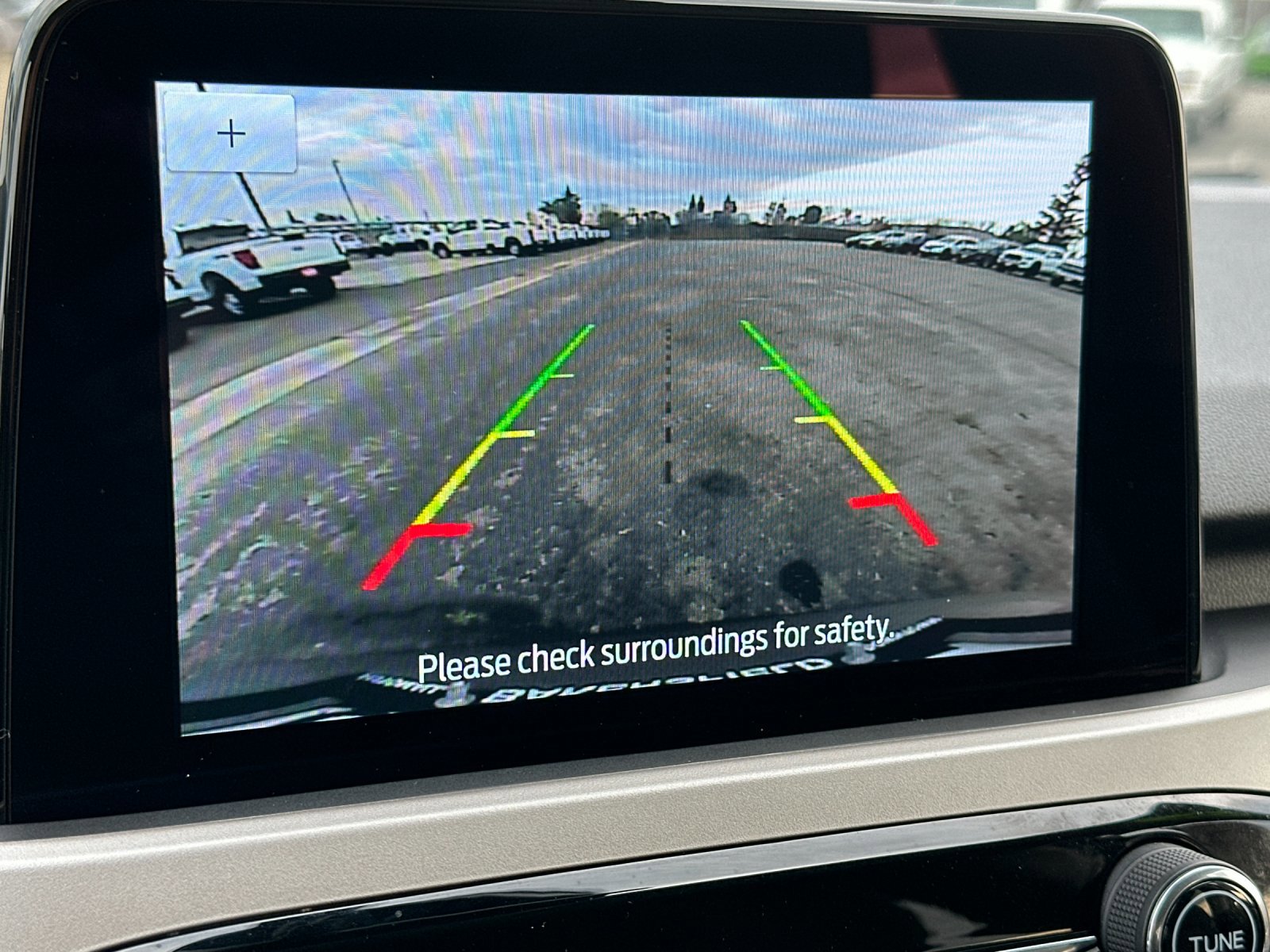 Certified 2022 Ford Escape SE w/ SE Sport Appearance Package image 20