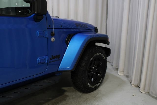 Used 2021 Jeep Gladiator Willys AWD/4WD image 25