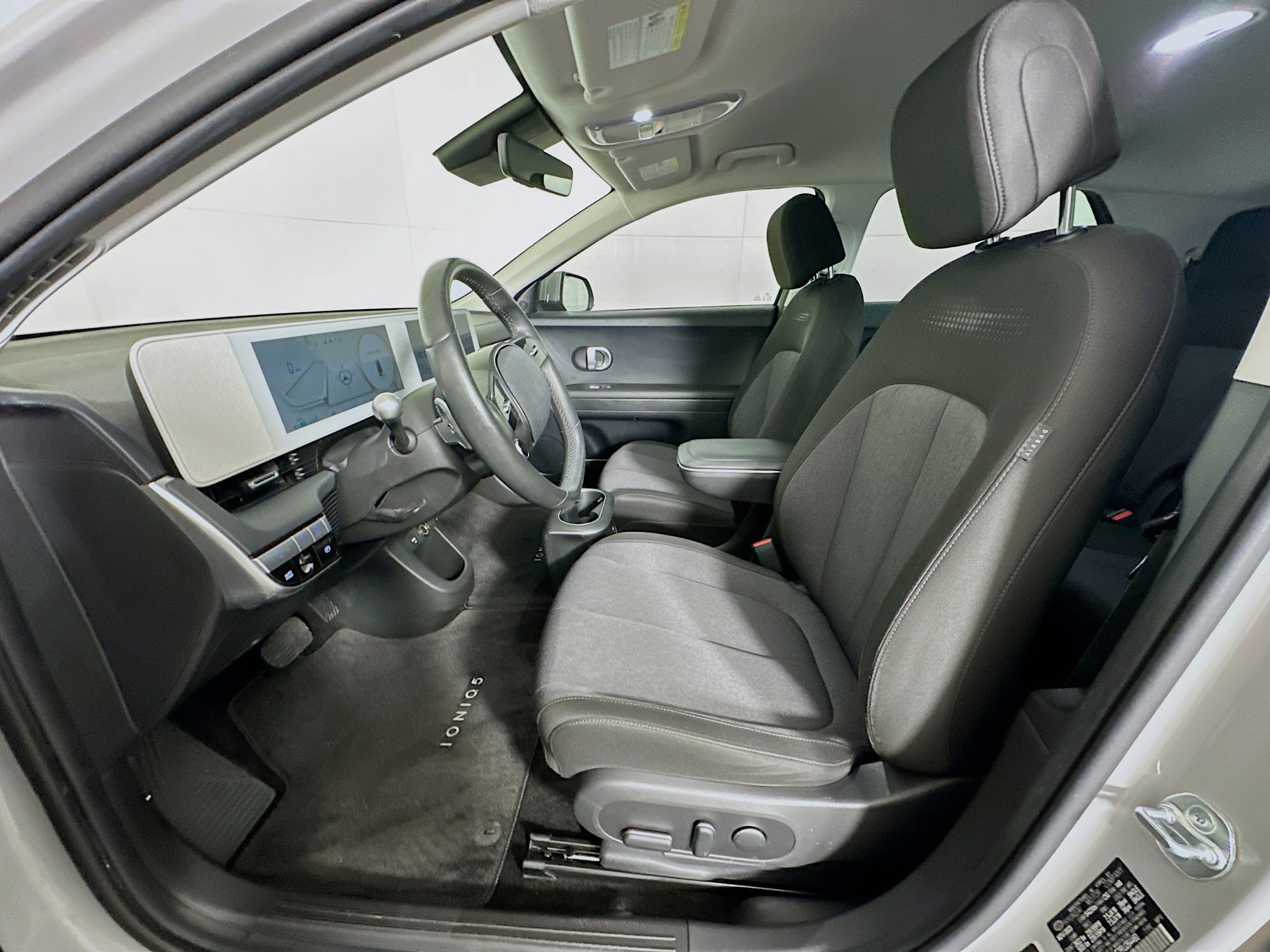 Used 2024 Hyundai Ioniq 5 SEL image 13