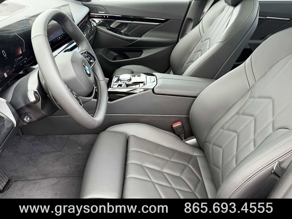 Used 2026 BMW 530i w/ Executive Package image 10