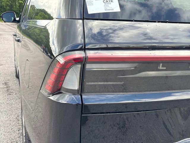 New 2025 Lincoln Navigator L Reserve image 12