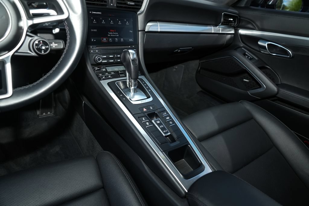 Certified 2018 Porsche 911 Carrera S RWD image 24