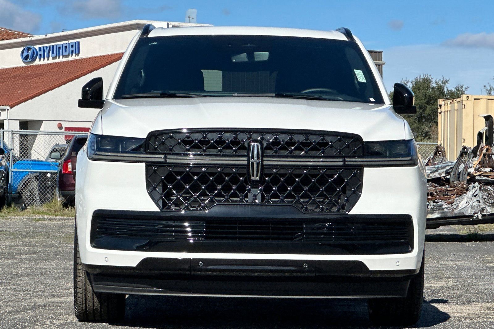 New 2026 Lincoln Navigator Reserve w/ Jet Appearance Package image 8
