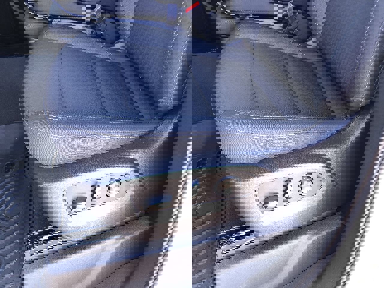 Used 2024 Chevrolet Silverado 1500 Custom image 14