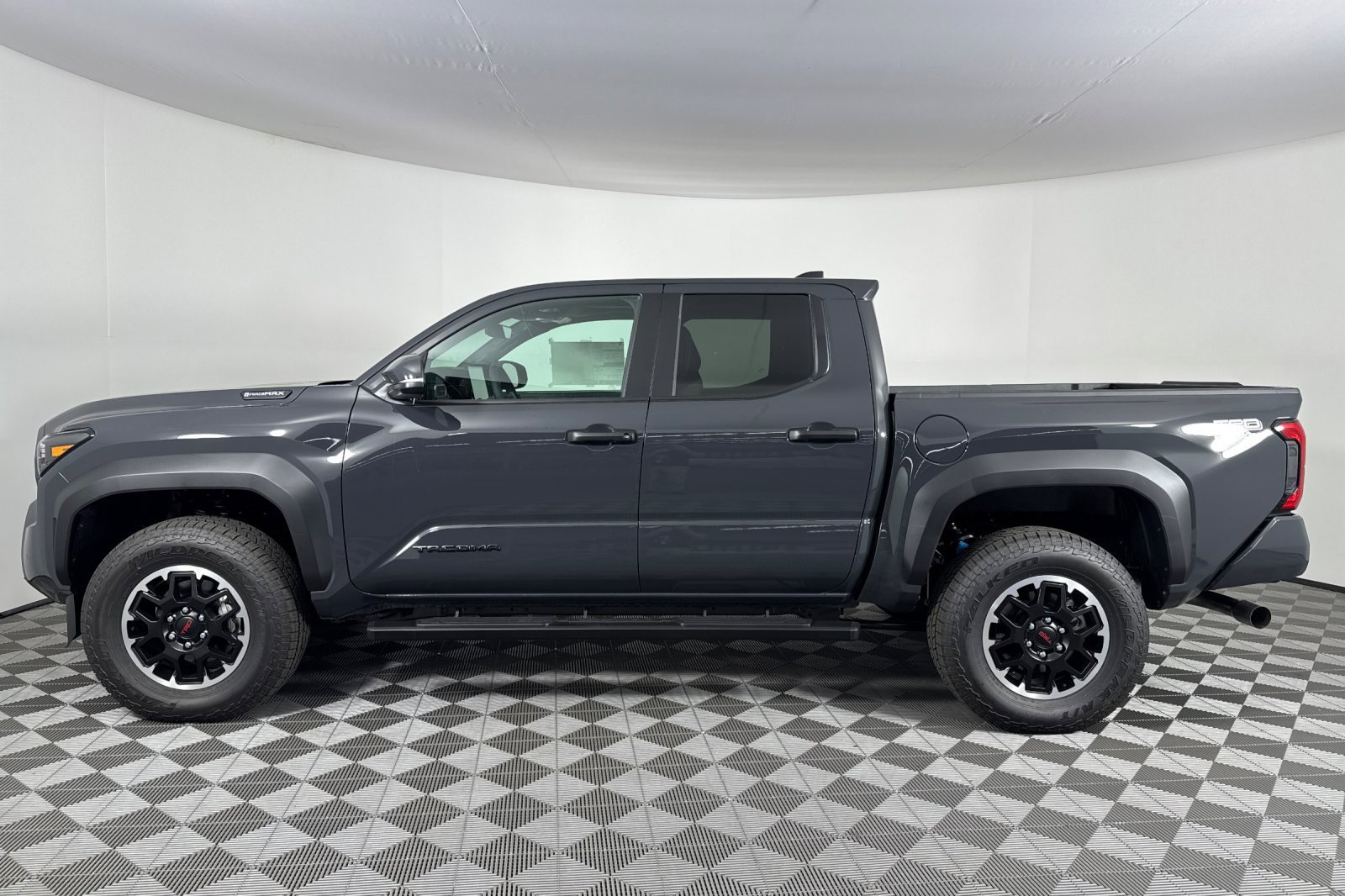 New 2025 Toyota Tacoma TRD Off-Road image 7