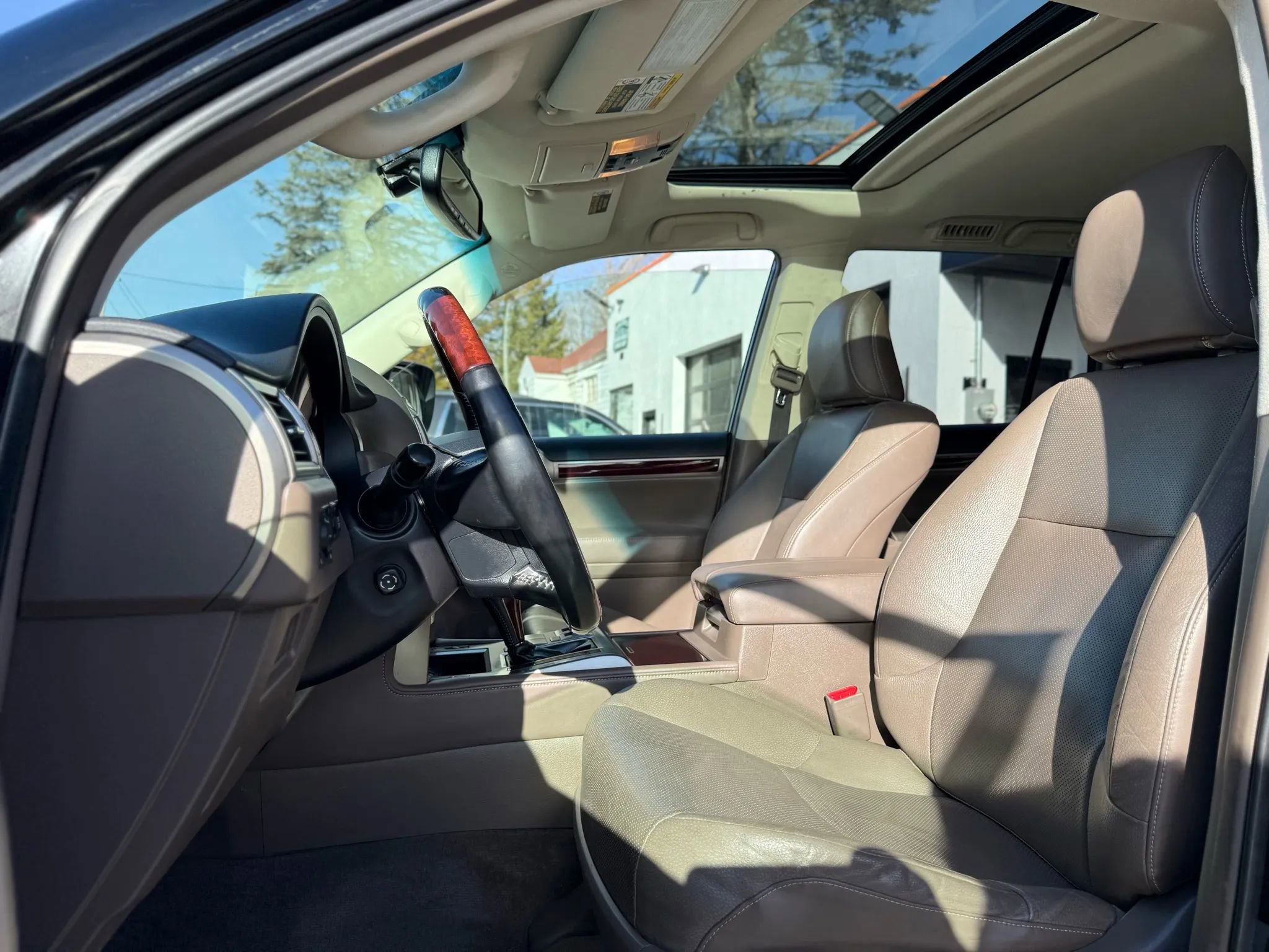 Used 2018 Lexus GX 460 Premium AWD/4WD image 23