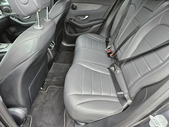 Used 2020 Mercedes-Benz GLC 300 4MATIC image 17