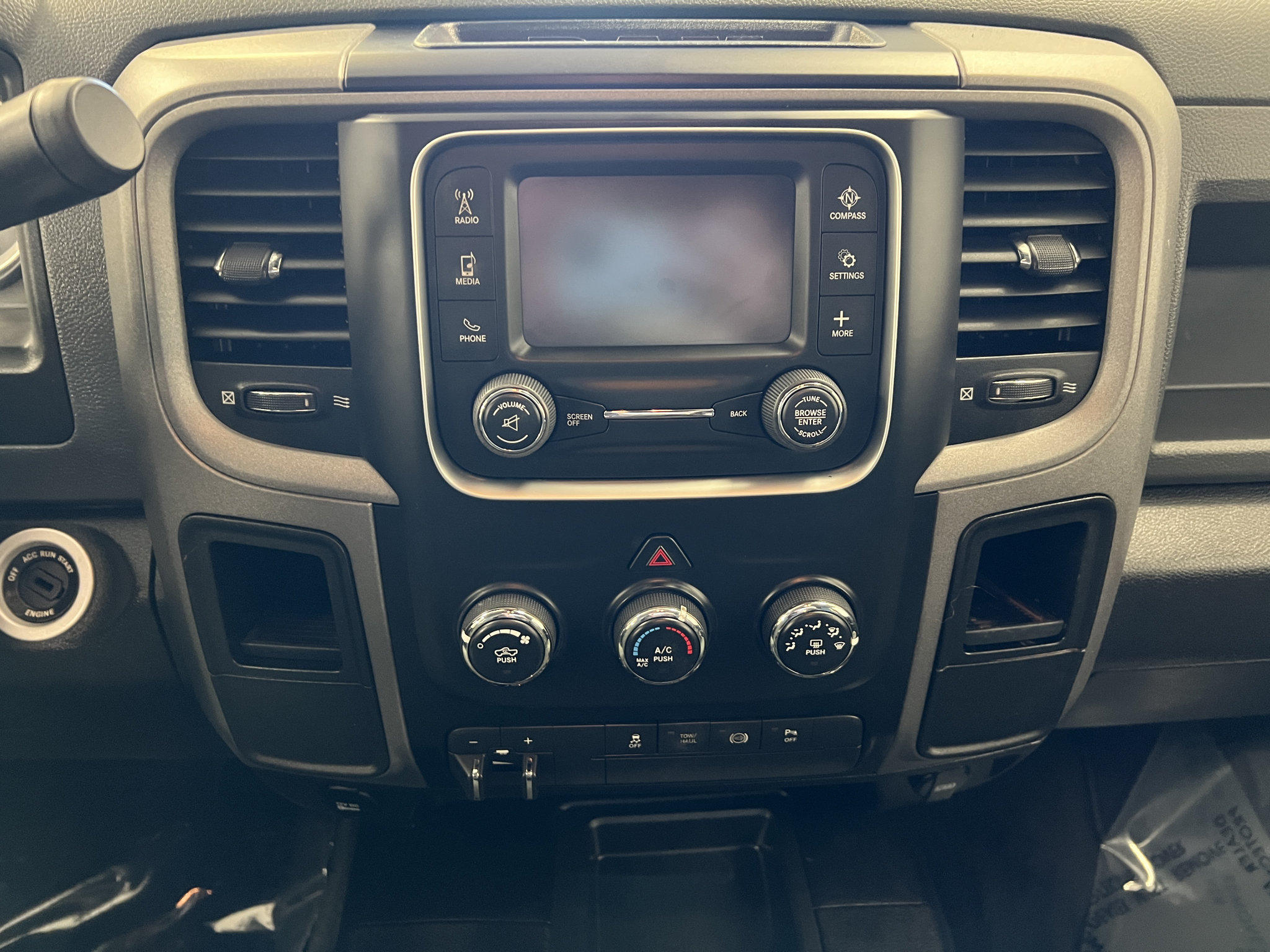 Used 2015 RAM 2500 Tradesman w/ Chrome Appearance Group AWD/4WD image 14