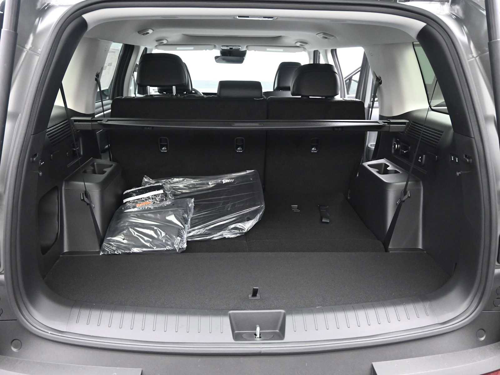 New 2026 Hyundai Santa Fe XRT image 12