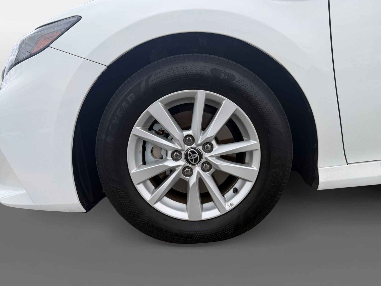 Certified 2025 Toyota Camry LE w/ Convenience Package FWD image 14