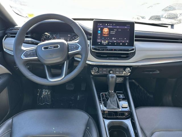 Certified 2024 Jeep Compass Limited image 20