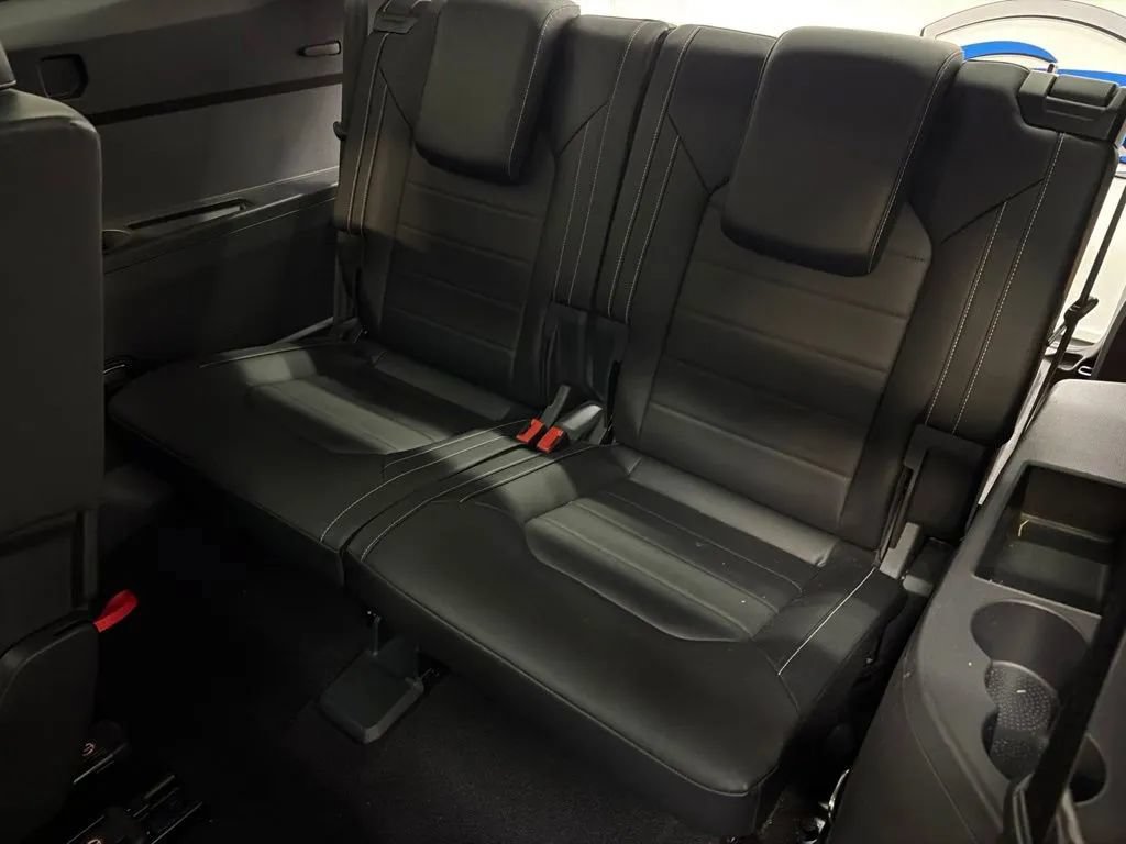 Used 2021 Volkswagen Atlas SEL Premium AWD/4WD image 14