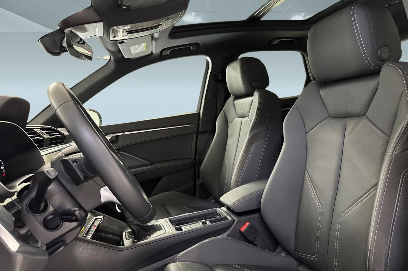 Used 2022 Audi Q3 2.0T Premium image 23