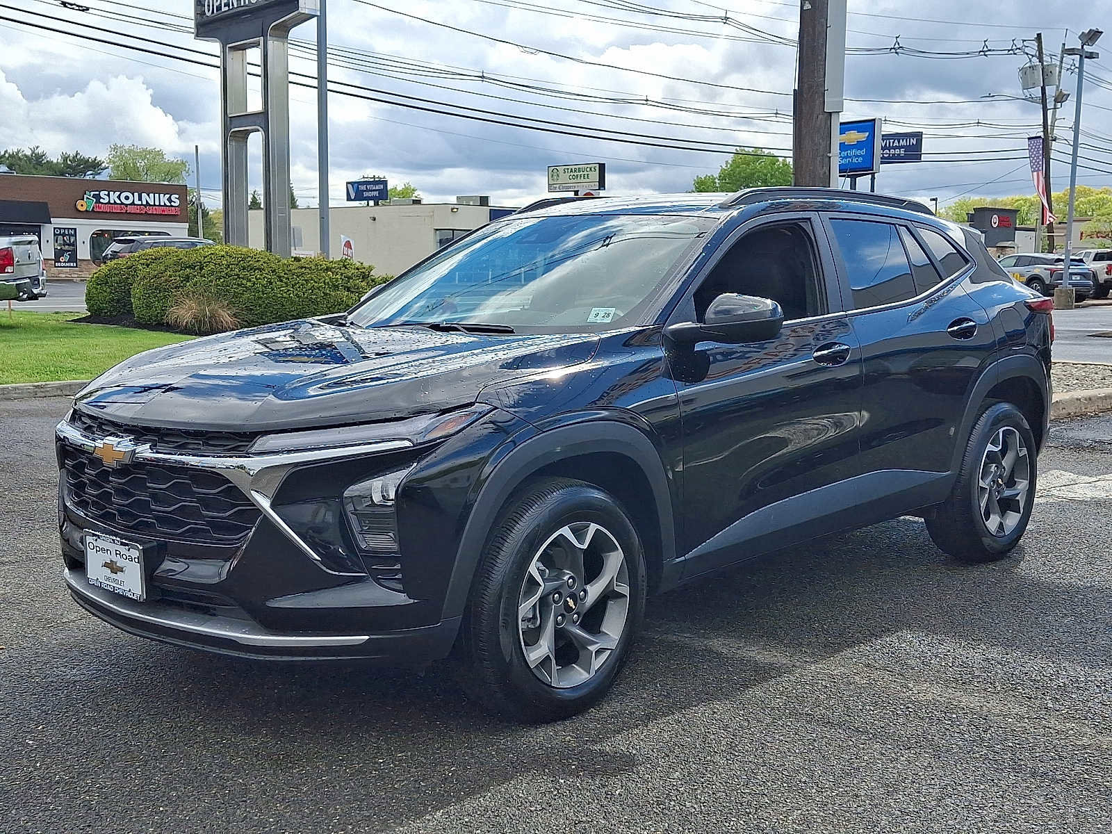 Used 2024 Chevrolet Trax LT FWD image 3