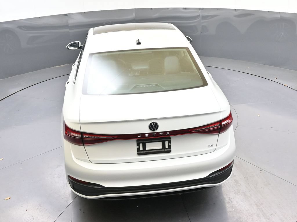 Used 2026 Volkswagen Jetta SE FWD image 47