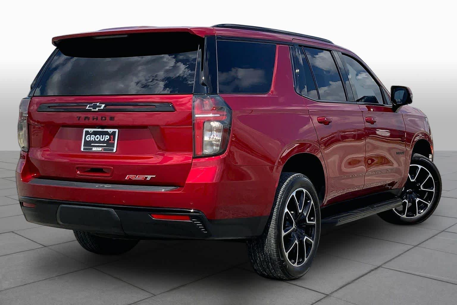 Used 2024 Chevrolet Tahoe RST w/ Luxury Package AWD/4WD image 13
