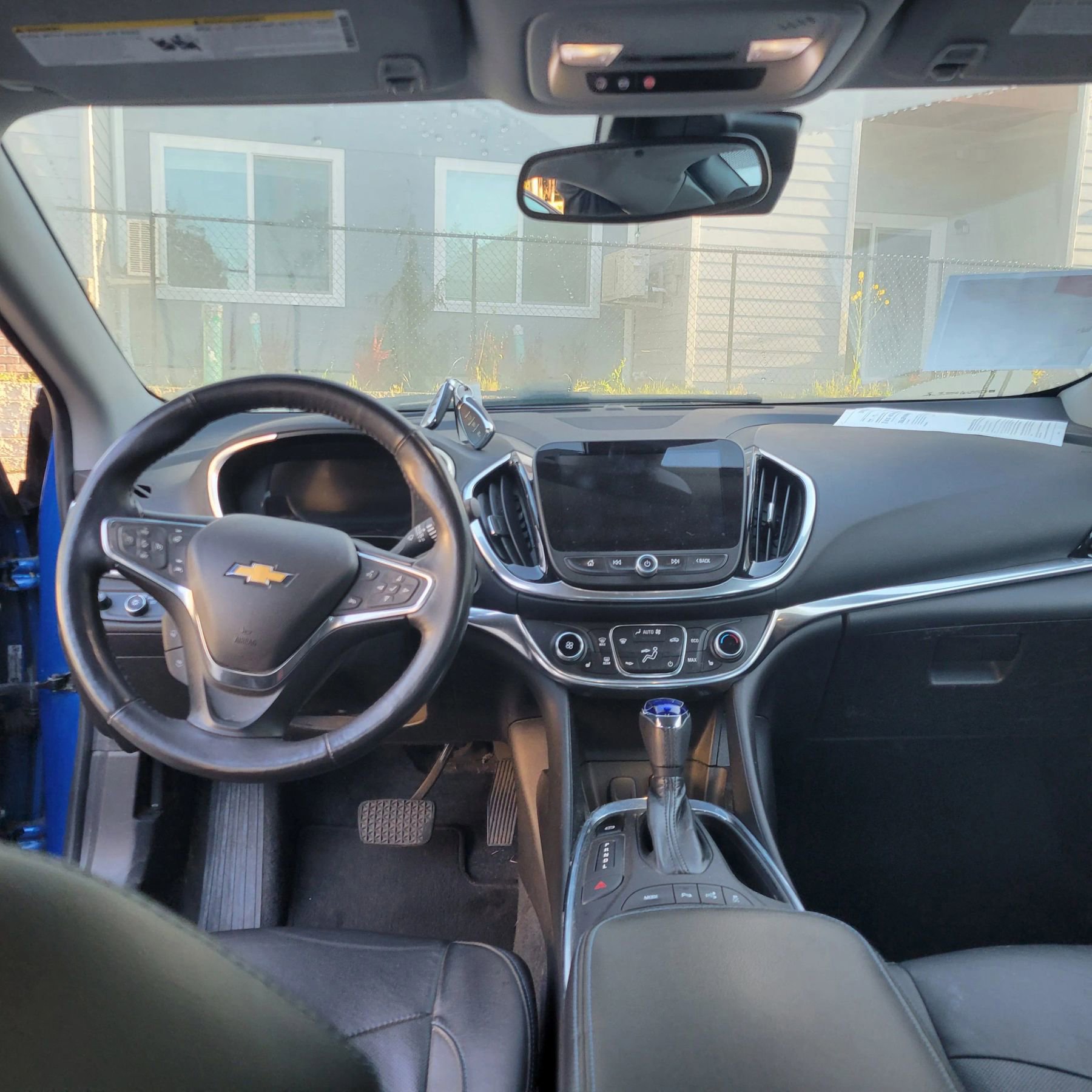 Used 2017 Chevrolet Volt Premier w/ Driver Confidence II Package image 9