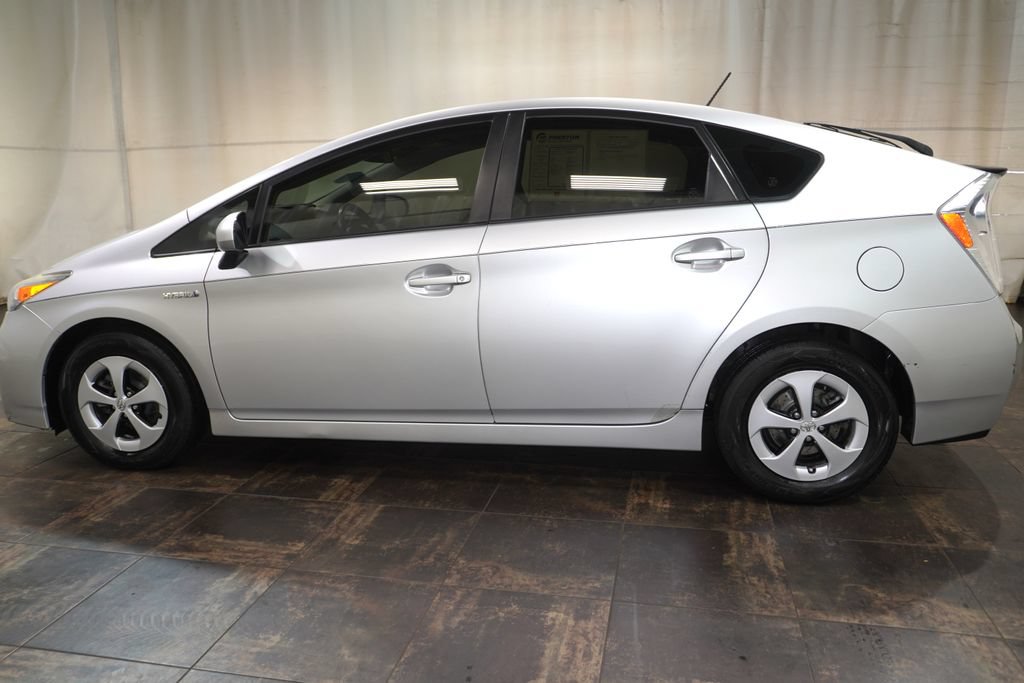 Used 2015 Toyota Prius Two FWD image 9