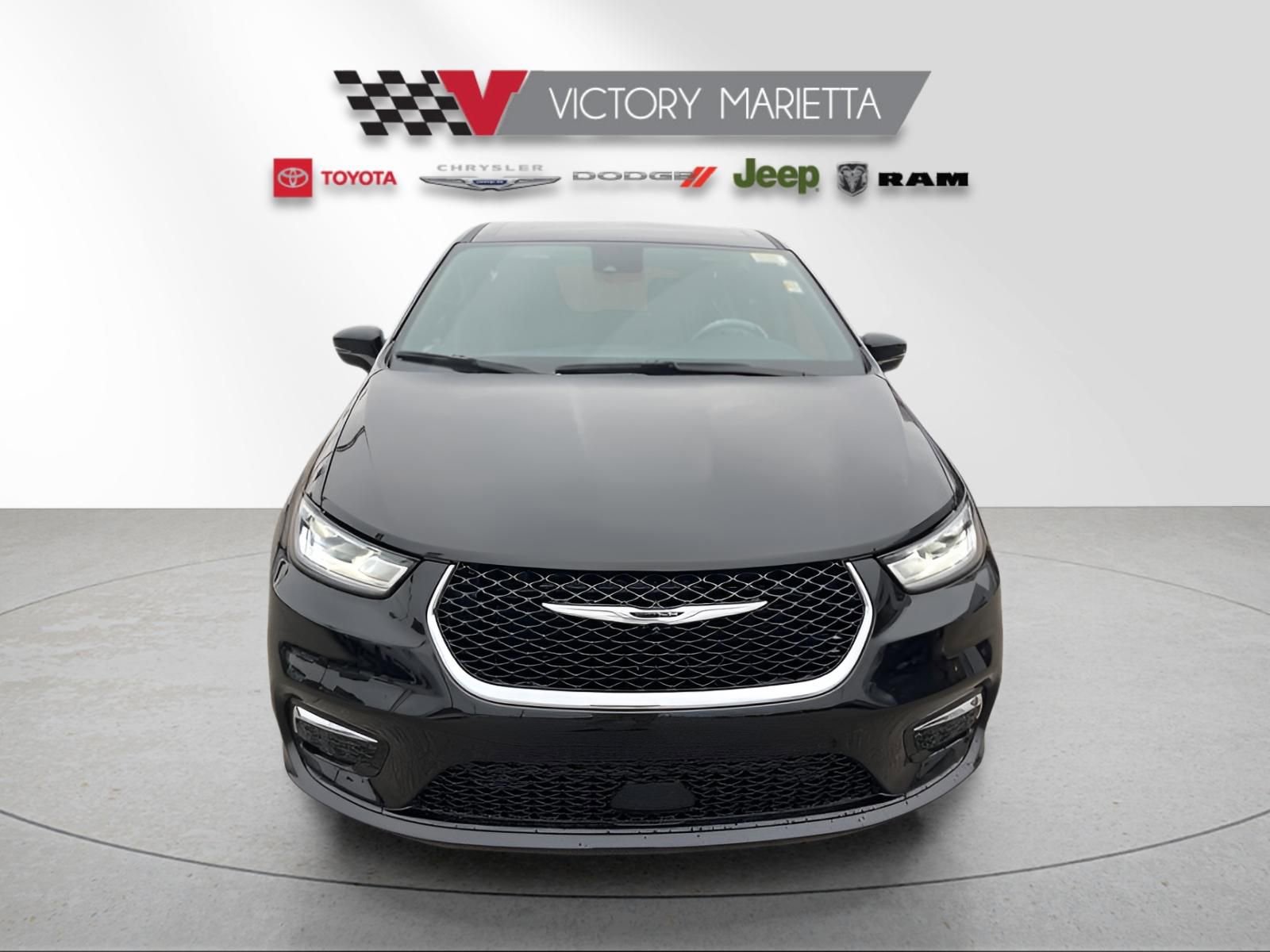 New 2026 Chrysler Pacifica Select image 6